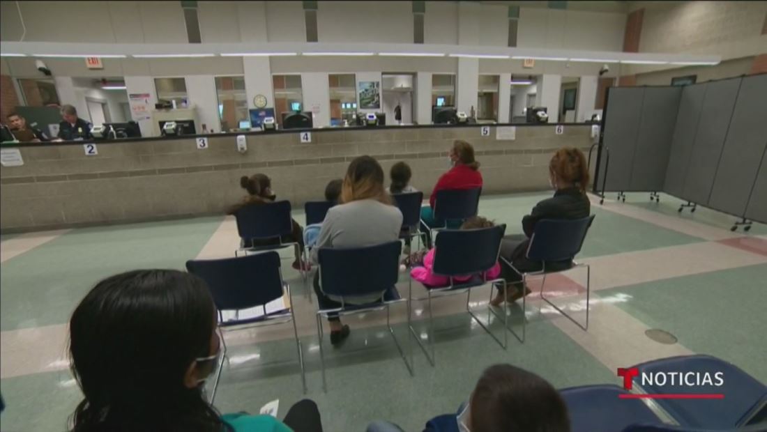 Texas se convierte en el primer estado en rechazar nuevos refugiados Texas se convierte en el primer estado en rechazar nuevos refugiados