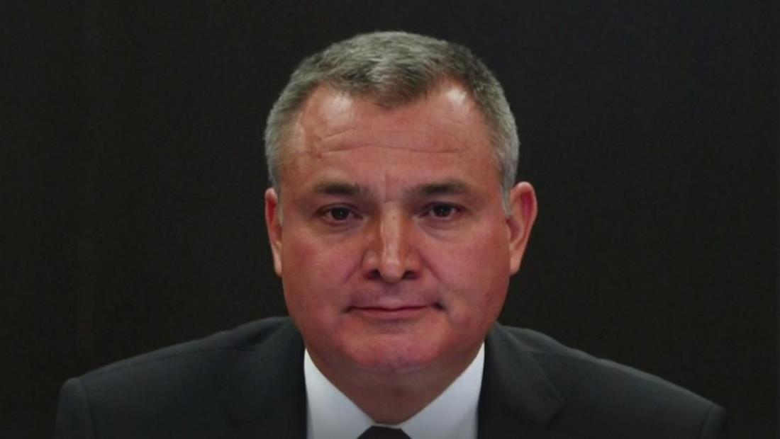 Así llegó a una corte de Texas el exfuncionario mexicano acusado de vínculos con 'El Chapo' Así llegó a una corte de Texas el exfuncionario mexicano acusado de vínculos con 'El Chapo'