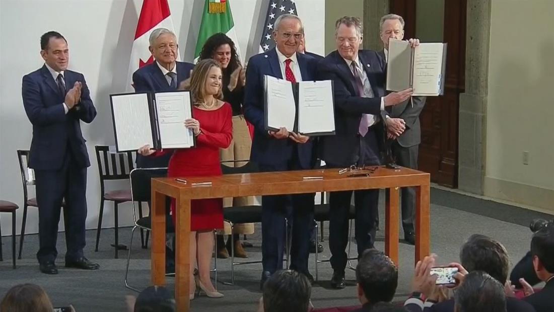México, EE. UU. y Canadá firman las últimas modificaciones del tratado comercial entre los tres países México, EE. UU. y Canadá firman las últimas modificaciones del tratado comercial entre los tres países