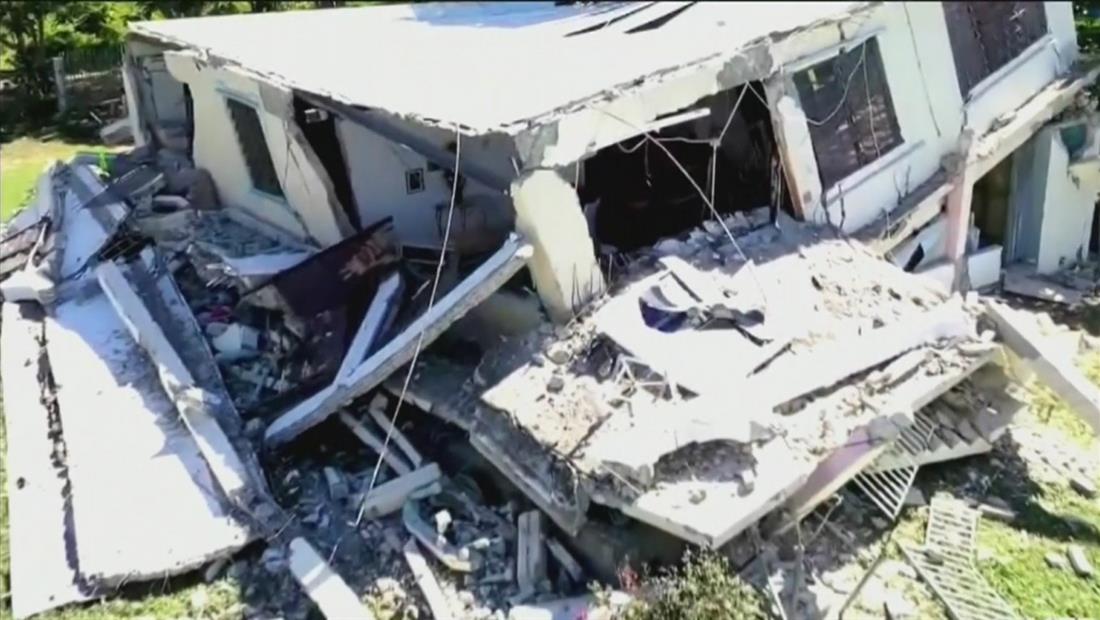 Escuelas cerradas y cientos de personas sin luz, la crisis se agudiza tras los sismos en Puerto Rico Escuelas cerradas y cientos de personas sin luz, la crisis se agudiza tras los sismos en Puerto Rico