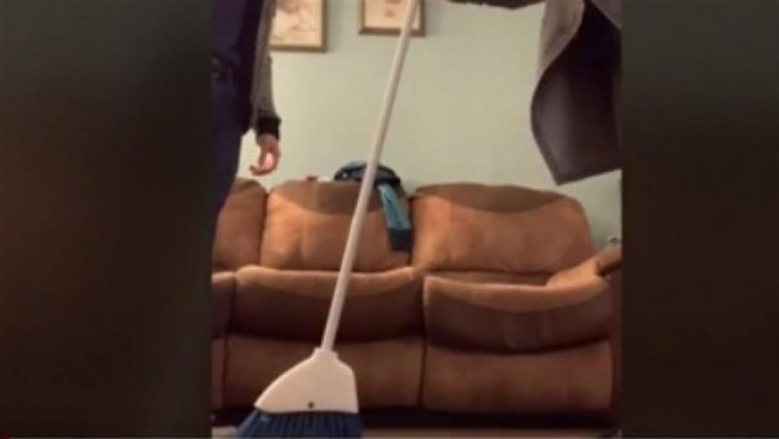 Escoba Challenge: Revelan el misterio del reto viral que está conquistando a muchos Escoba Challenge: Revelan el misterio del reto viral que está conquistando a muchos