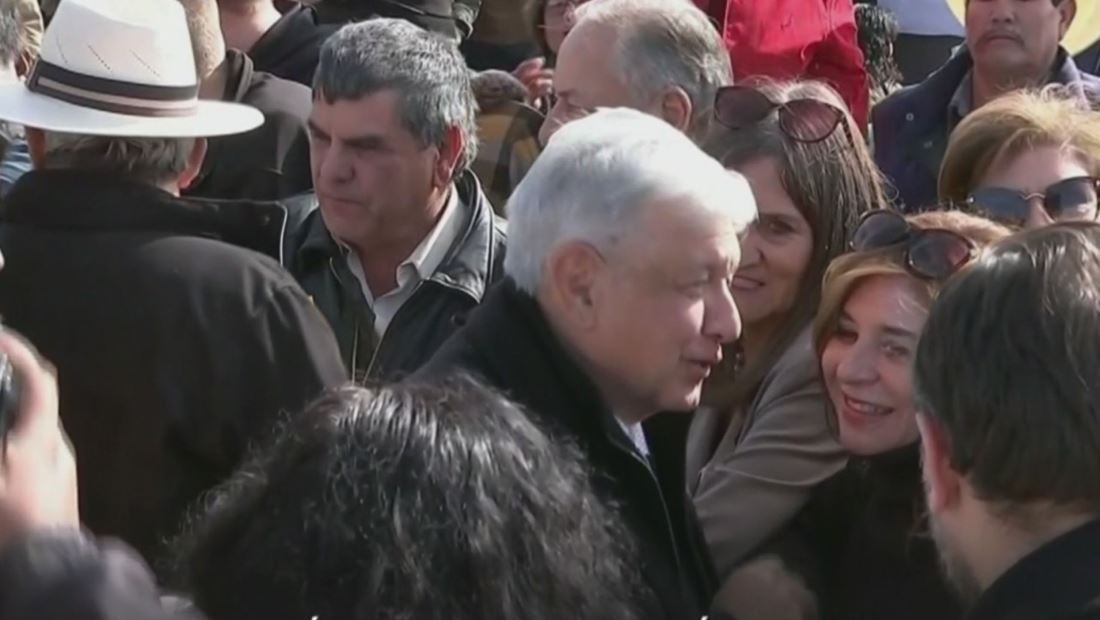 AMLO promete que habrá justicia para la familia LeBarón tras reunión con familiares de las víctimas AMLO promete que habrá justicia para la familia LeBarón tras reunión con familiares de las víctimas