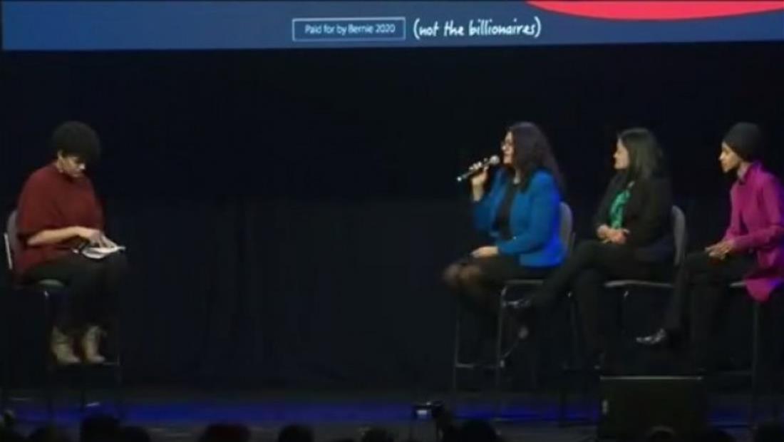 La senadora Rashida Tlaib pide disculpas tras abuchear a Hillary Clinton en un evento para Bernie Sanders en Iowa La senadora Rashida Tlaib pide disculpas tras abuchear a Hillary Clinton en un evento para Bernie Sanders en Iowa