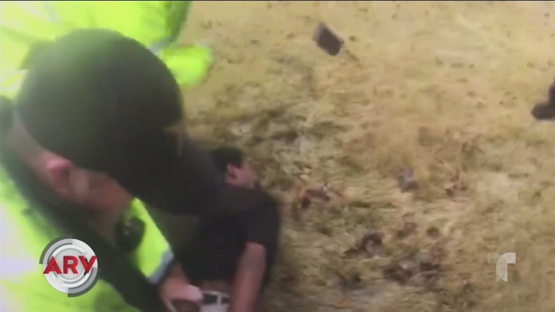 Rescatan a una mujer que fue secuestrada a punta de cuchillo Rescatan a una mujer que fue secuestrada a punta de cuchillo