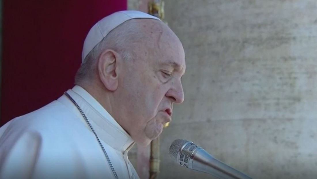 Papa Francisco dedica su mensaje de Navidad a los conflictos e injusticias del mundo Papa Francisco dedica su mensaje de Navidad a los conflictos e injusticias del mundo