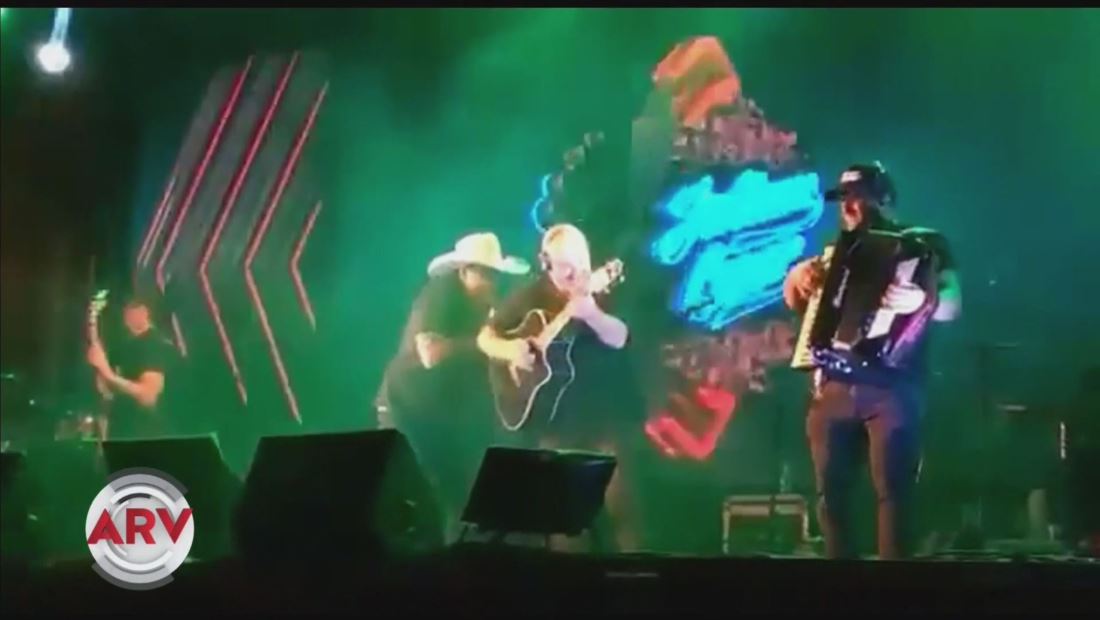 Muere el cantante brasileño Juliano Cezar en pleno concierto Muere el cantante brasileño Juliano Cezar en pleno concierto