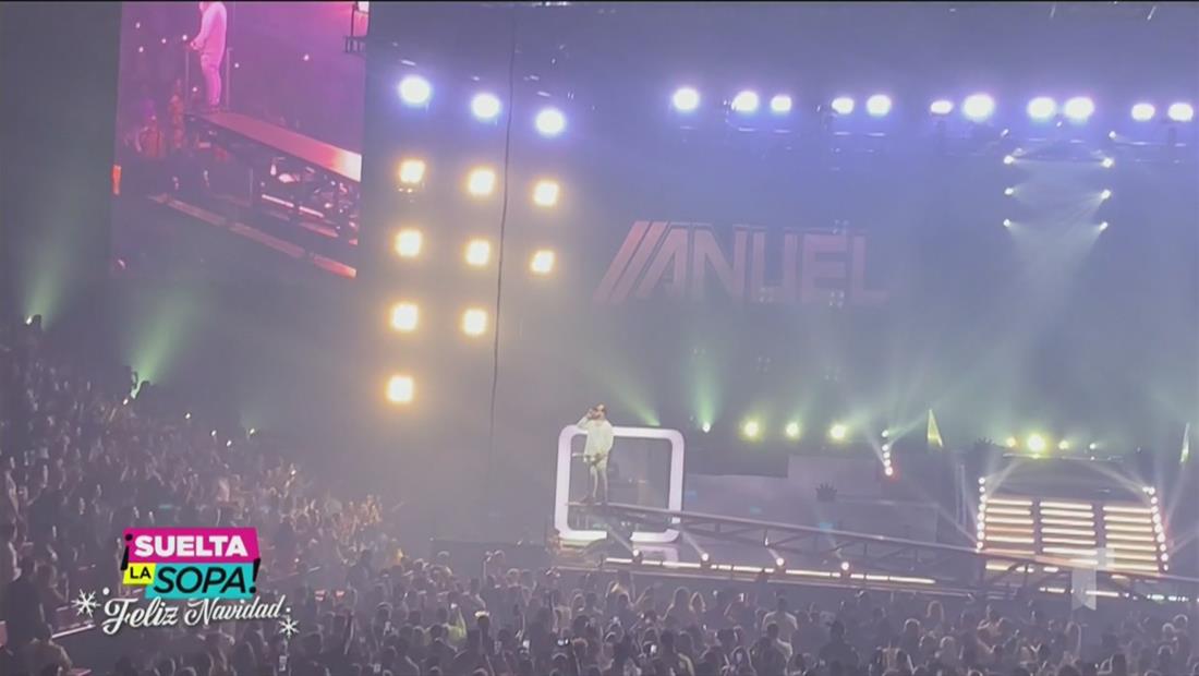 Karol G se sincera con Anuel AA frente a miles de fanáticos Karol G se sincera con Anuel AA frente a miles de fanáticos