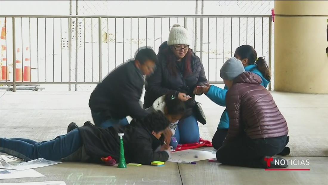 Decenas de inmigrantes marchan en posada anual de Chicago por una reforma migratoria Decenas de inmigrantes marchan en posada anual de Chicago por una reforma migratoria