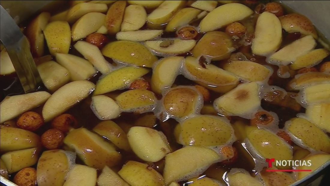 Así se prepara el tradicional ponche de frutas para deleitar tu paladar en estas navidades Así se prepara el tradicional ponche de frutas para deleitar tu paladar en estas navidades
