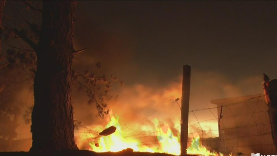 Al menos tres muertos y cinco desaparecidos en incendios forestales en Australia Al menos tres muertos y cinco desaparecidos en incendios forestales en Australia