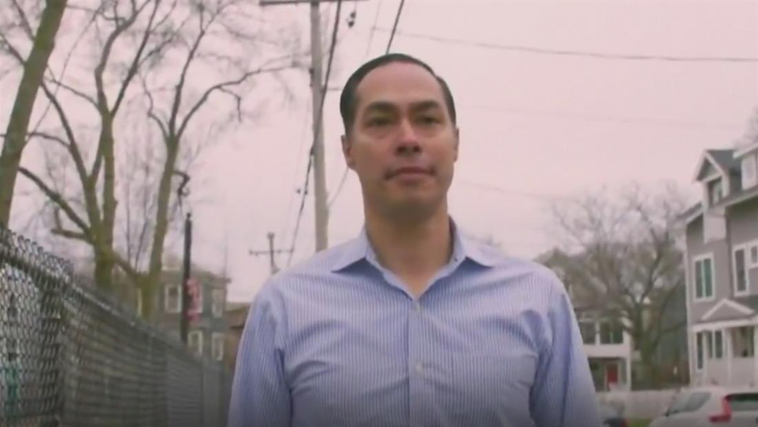 Julián Castro respalda a Elizabeth Warren en la carrera por la nominación presidencial demócrata Julián Castro respalda a Elizabeth Warren en la carrera por la nominación presidencial demócrata
