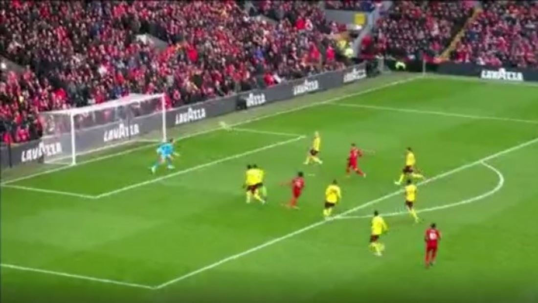 Mohamed Salah marcó como todo un 'crack' para darle la victoria al Liverpool ante el Watford Mohamed Salah marcó como todo un 'crack' para darle la victoria al Liverpool ante el Watford