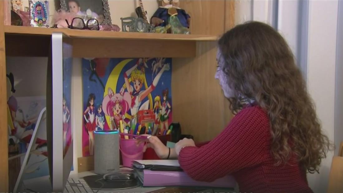 " Joven latina desarrolla una aplicación que resuelve dudas sobre temas migratorios" " Joven latina desarrolla una aplicación que resuelve dudas sobre temas migratorios"